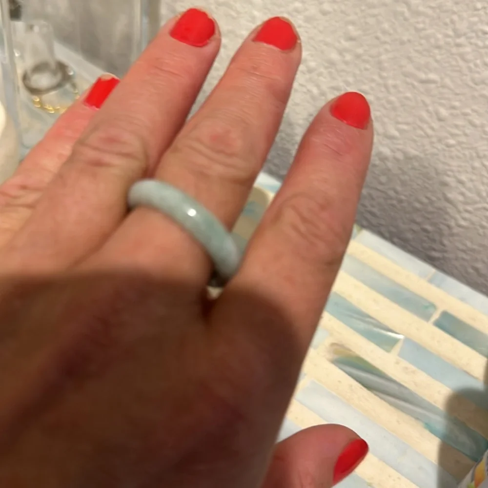 Jade ring large - Picture 1 of 3